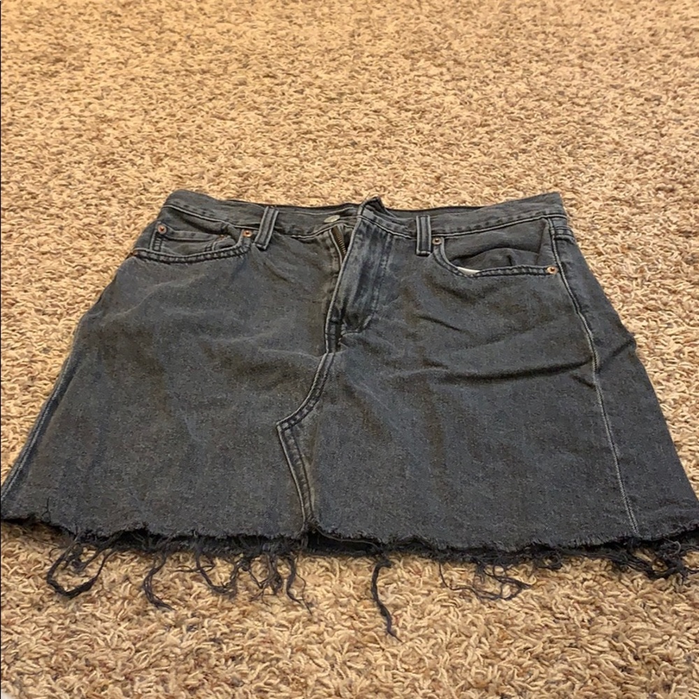 Levi’s mini skirt